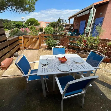 Villa Pavillon Climatise Dans Avec Piscine - 4bs14 *